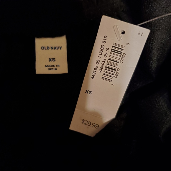 NWT Old Navy Black Blouse - Picture 3 of 3